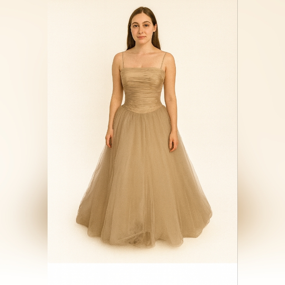 The DaVinci White Wedding Dress 10
